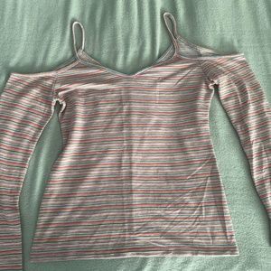 Cold shoulder rainbow stripe